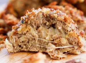 Foto de Almôndegas de Atum com Broa e Queijo