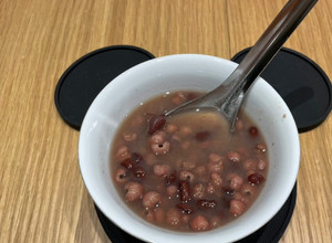 紅豆薏仁湯（電子鍋版） 的食譜成品照片