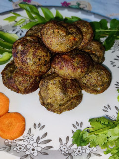 கொத்தமல்லி சிறுதானிய குழிப்பனியாரம் செய்முறை முக்கிய புகைப்படம்