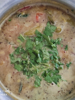 தஞ்சாவூர் ஸ்பெஷல் வெள்ளை சாம்பார் (Vellai sambar recipe in tamil) செய்முறை முக்கிய புகைப்படம்
