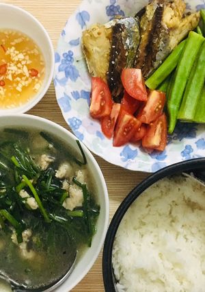 Hình của món Cơm nhà ngày mưa.