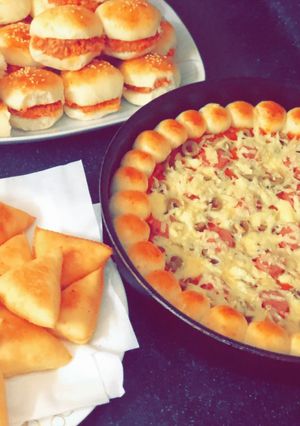 صورة لوصفة عجينه تنفع لجميع انواع المعجنات والسمبوسه
