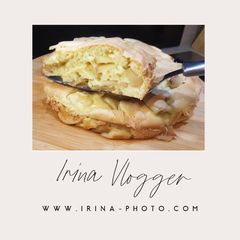 A picture of EASY classic apple pie Sharlotka - traditional russian cake.