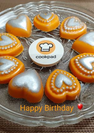 A picture of Orange Qubes Stuffed Chocolates.