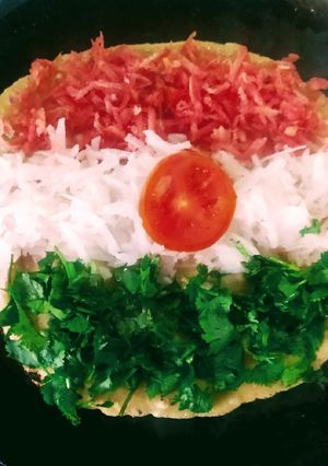 तिरंगा चीला (tiranga cheela recipe in Hindi) रेसिपी मुख्य फोटो
