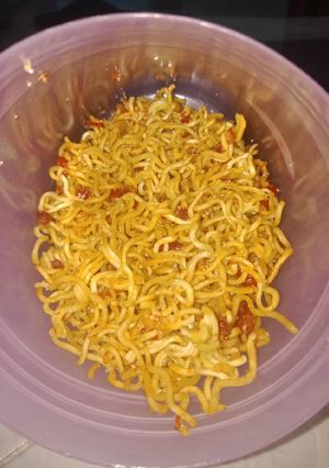 Foto resep Mie kriuk pedaaaas😏
