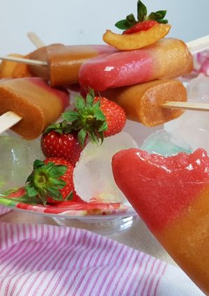 Foto principal de Polos de fresa y nísperos!!!