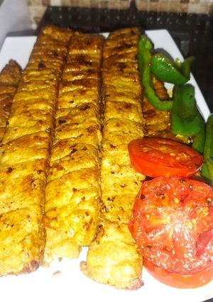 عکسی از دستور کوبیده مرغ تابه ای🤌🏼