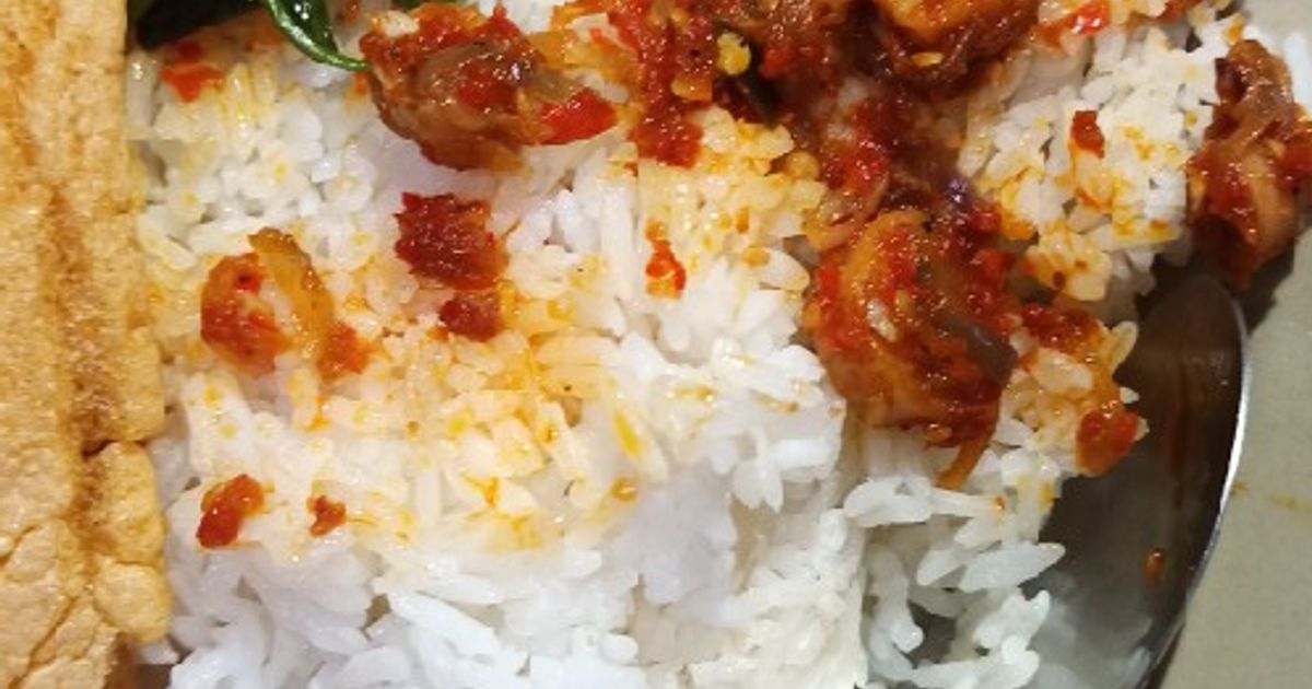 Kangkung terasi untuk menu buka puasa