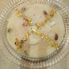 A picture of Suji ka HalwA.