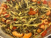 Una foto di pasta scampi