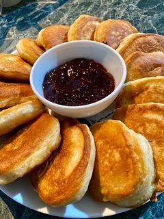 Фото Пышные оладьи на кефире 🥞.