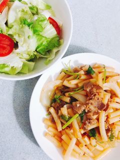 Hình của món Nui xào bò.