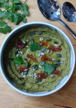 Une photo de 🌱 Brocolicamole (guacamole au brocoli)