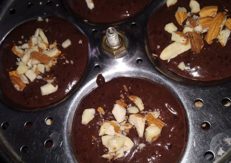 🔸Choco lava idli cake 🔸 Hot chocolate cake in this weather 🤤 . . . . . .  . #chocolavacake #chocolavaidlicake #chocolate #hotchocolate… | Instagram