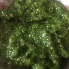 A picture of Coriander chutney.