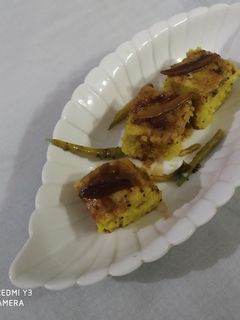 रसिया ढोकला (rasiya dhokla recipe in Hindi) रेसिपी मुख्य फोटो
