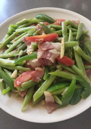 A picture of Sautéed Beans.