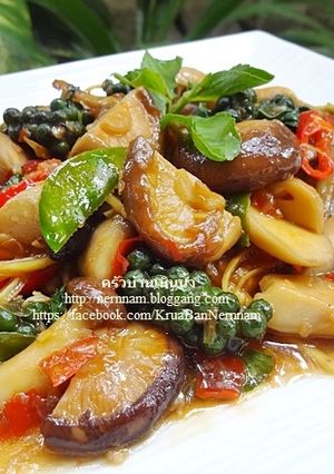 รูปของ เห็ดรวมผัดฉ่า