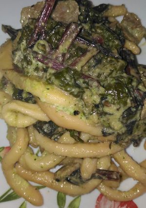 A picture of Bucatini in Green Sauce.