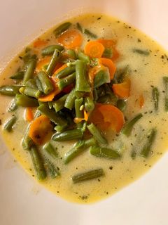 Tárkonyos zöldbableves recept fotója