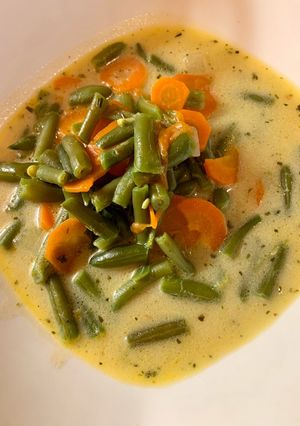 Tárkonyos zöldbableves recept fotója