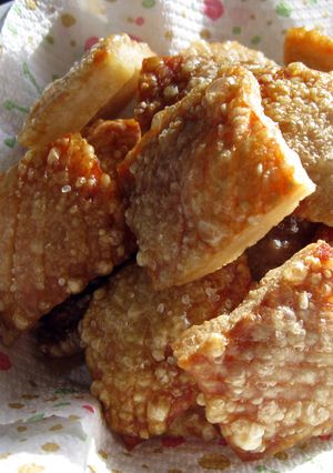 A picture of Pork Crackling Chips.