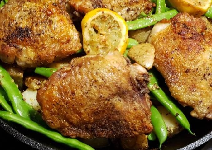 Recipe of Ultimate Lemon Dijon Chicken, potatoes and green beans