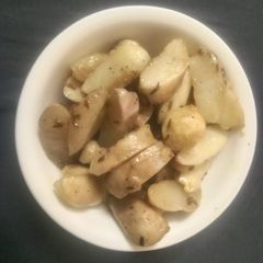 A picture of Tea time snack Water Chest nuts.