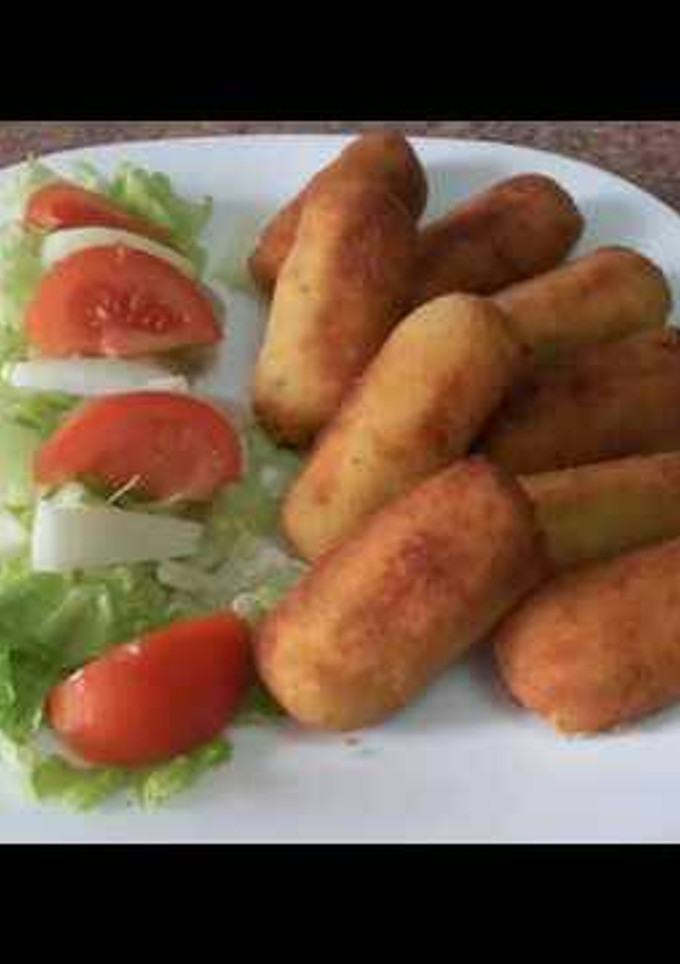 Una foto de Croquetas de patatas y atún