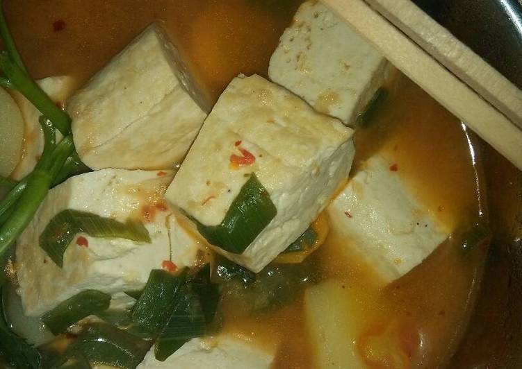 Langkah Mudah untuk Menyiapkan Sundubu jjigae(sup tahu pedas ala korea) yang Enak
