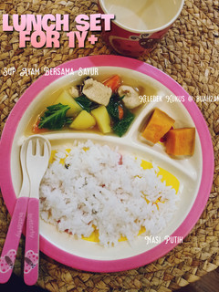 Gambar Sup Ayam Bersama Sayur Untuk Bayi 1y+