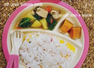 Gambar Sup Ayam Bersama Sayur Untuk Bayi 1y+