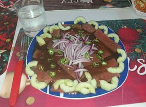 Una foto de Sashimi de atún