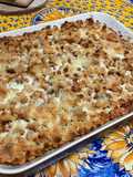 Gratin de coquillettes au lard, 3 fromages, tomates et champignons