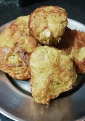 A picture of Lauki fritters.