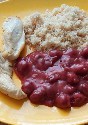 Meggyszósz pirított darával glutén és laktózmentesen recept fotója