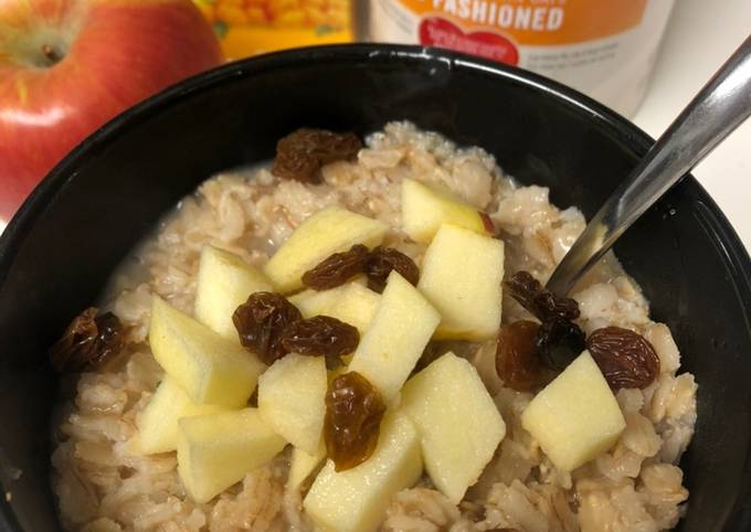 Apple Raisin Oatmeal