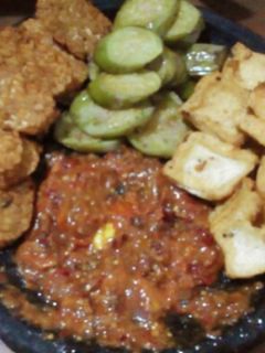 Foto resep Penyetan TETATE (TEmpe TAhu TErong)