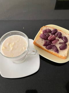 Una foto de Avena con manzana