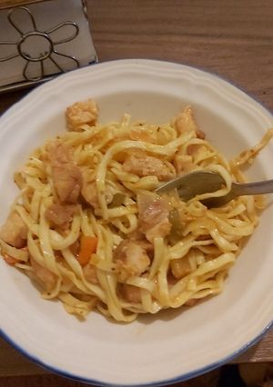 Φωτογραφία της συνταγής Noodles αυγού με γλυκόξινη σάλτσα και καπνιστή μπριζόλα!