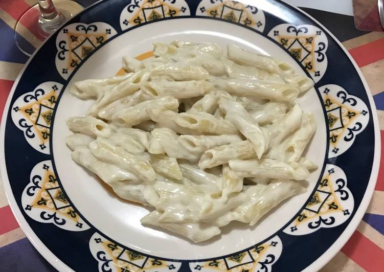 Penne ao molho branco