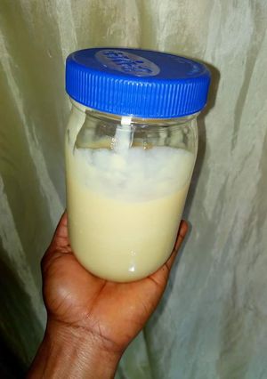 A picture of Condensed milk.