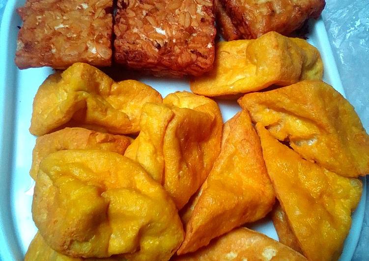 Resep Tahu dan tempe goreng bawang putih yang Sempurna