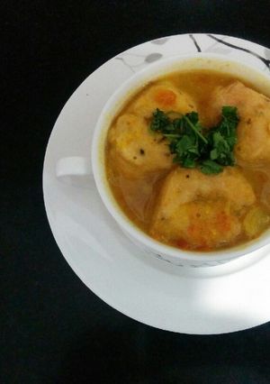 A picture of Sambhar vada.