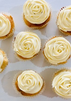 A picture of Eggless vanilla cupcake.
