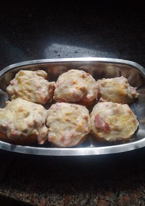 Una foto de Milanesas de Zapallo Calabaza con Salsa Blanca y Pollo