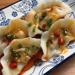 A picture of Shrimp and Cucumber Dumplings.