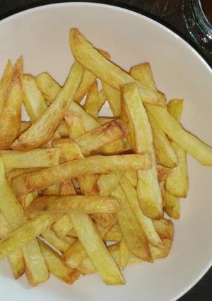 A picture of French Fries.