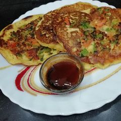 A picture of Besan Uttapam.